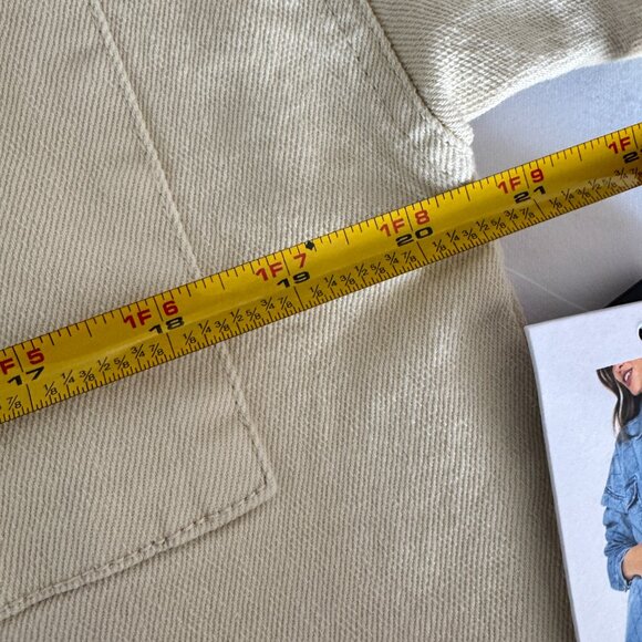 NWT Women's Celebrity Pink Denim Cream Button-up Shacket Jacket  Small Rodeo - Picture 11 of 14